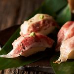 Grilled rose Sushi (2 pieces)