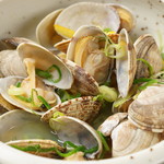 Steamed clams in yuzu wine