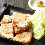 Grilled pork belly with black pepper ~ served with yuzu pepper ~