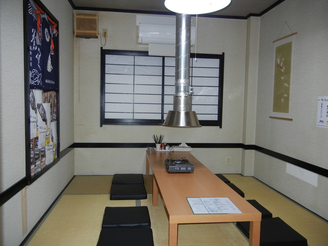 ホルモン焼　中央酒場 - 鏡石（ホルモン）の写真