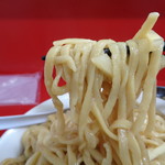 ラーメン二郎 - リフトアップ大変