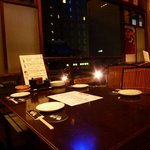 勝手場 - テーブル 4名様×5