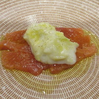 リストランテ ハナタニ - 青森の天然桜マスのマリネ じゃが芋と発酵キャベツのザワークラウト