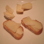 エノテカ・オルモ・デル・カウカソ - チーズ盛り合わせ