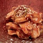 ジビエ料理 あまからくまから - 「豚もつキムチ」：臭みの全く無いもつ！フルーティーで心地良い辛さ♪