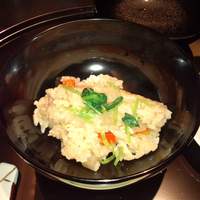 北新地 湯木 本店 - 漆のお椀で頂く炊き込みご飯