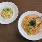 ガーデン・ピアッツァ - ランチタイムの 明太子パスタ 1,580円 + 大盛り250円 ＝ 1,830円（税込）と 鰆とブロッコリークリームパスタ。　　　　　2019.04.31