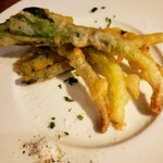 欧風酒場テラコバール - せたな町産行者にんにくのビアフリット