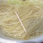 鶏だし中華そば かね壱 - 麺の太さ