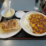 福源餃子房 - 麻婆丼＋焼き餃子