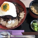 津々井 - ハンバーグ丼ランチ 1,080円