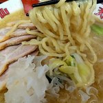 ラーメン天狗山 - 麺
