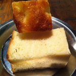 ブラッスリーザン - ずっしり、フォカッチャ