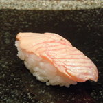 鮨 仙太 - サーモン炙り