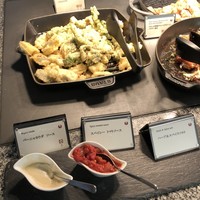 ブッフェアンドカフェ スロープサイドダイナー ザクロ - 