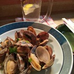 真魚 - あさり酒蒸し