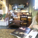 ネジマキカフェ - オープンキッチンになっている