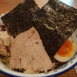ケンチャンラーメン - つけそば小盛り、濃口、細切れチャーシュー、身入り。800円。
