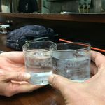 ラーメン神山 - H.31.2.12.夜 黒霧島ロック 380円税込 vs 黒霧島ロック 380円税込 de 乾杯♪