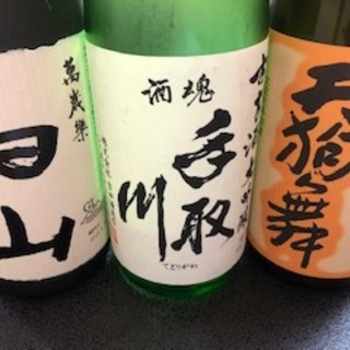 日本酒也時常備有20種以上的秘藏酒