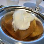 ベージュ アラン・デュカス 東京 - 