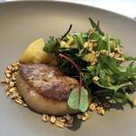 ベージュ アラン・デュカス 東京 - 