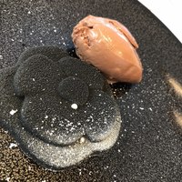 ベージュ アラン・デュカス 東京 - 