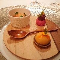 ラ・ベ - アミューズ