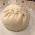 中国料理 丸勝 - 肉まん310円