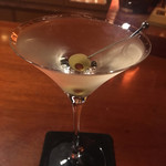 バー ウダ - 最後の酒はマティーニです