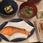 Shokusai Noguchi - 鮭塩焼定食（食べかけですみません