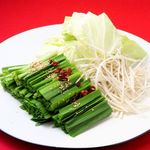 焼鳥と魚と鍋 焼鳥のえーす - もつ野菜（キャベツ・にら・ごぼう）