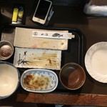 Sankai - 山海おまかせ定食
      刺身盛合せ、鳥唐揚げ、豚バラ、カニ玉、タケノコ
      アラ味噌汁、大ご飯+小ご飯