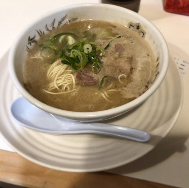 Iriさんが投稿した博多 薬院 八ちゃんラーメン 新横浜ラーメン博物館店 神奈川 新横浜 の口コミ詳細 食べログ Iriさんが投稿した博多 薬院 八ちゃんラーメン 新横浜ラーメン博物館店 神奈川 新横浜 の口コミ詳細 食べログ