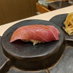 鮨みやもと - 握り　マグロ中トロ　激ウマ