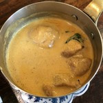 印度料理シタール - カレーはお肉ごろごろ。