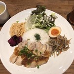 Cafebar&Dining Obi - タイ風チキンライス