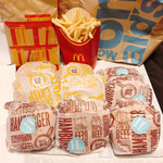 マクドナルド - マックフライポテト(L) 320円、ハンバーガーピクルス多め 100円、チキンクリスプ 100円