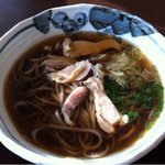 浜の家 - あたたかい肉そば650円