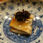 肉割烹 上 - 鰻とキャビア