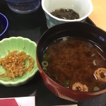 Yama ki - 赤出汁 小鉢