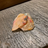 SUSHI TOKYO TEN、 新宿店 - カンパチ