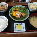 お食事処 野の花 - 