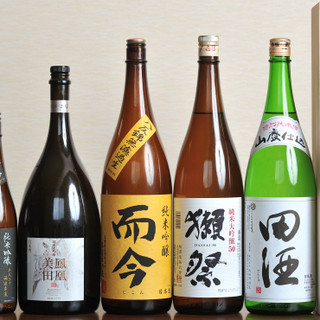 準備了全部100種以上的酒・軟飲料