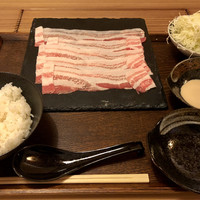 松阪大石牛 松阪豚 福虎 - 