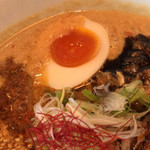 笑美寿亭 - 『味噌坦々麺』の味玉