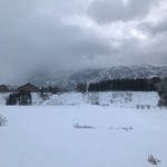 薪の音 - 外は１面の雪