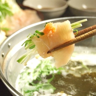 鶏のしゃぶしゃぶ食べ放題 10品 2 5h飲み放題2980円 日 木限定 博多もつ鍋専門 食べ放題居酒屋 筍庭 横浜駅前店 横浜 居酒屋 食べログ 鶏のしゃぶしゃぶ食べ放題 10品 2 5h飲み放題2980円 日 木限定 博多もつ鍋専門 食べ放題居酒屋 筍庭 横浜駅前店 横浜 居酒屋 食べログ