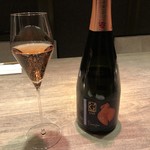 USHIGORO S. - まずは「シャンパン」・・口当たりのいい美味しい品。