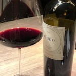 USHIGORO S. - 高級赤ワイン「rindo」・・ワインに詳しくなくて申し訳ないのですが、数万円するそう。口当たりが良く美味しいワインです。